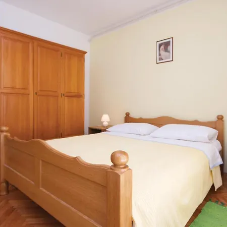 One-bedroom In *